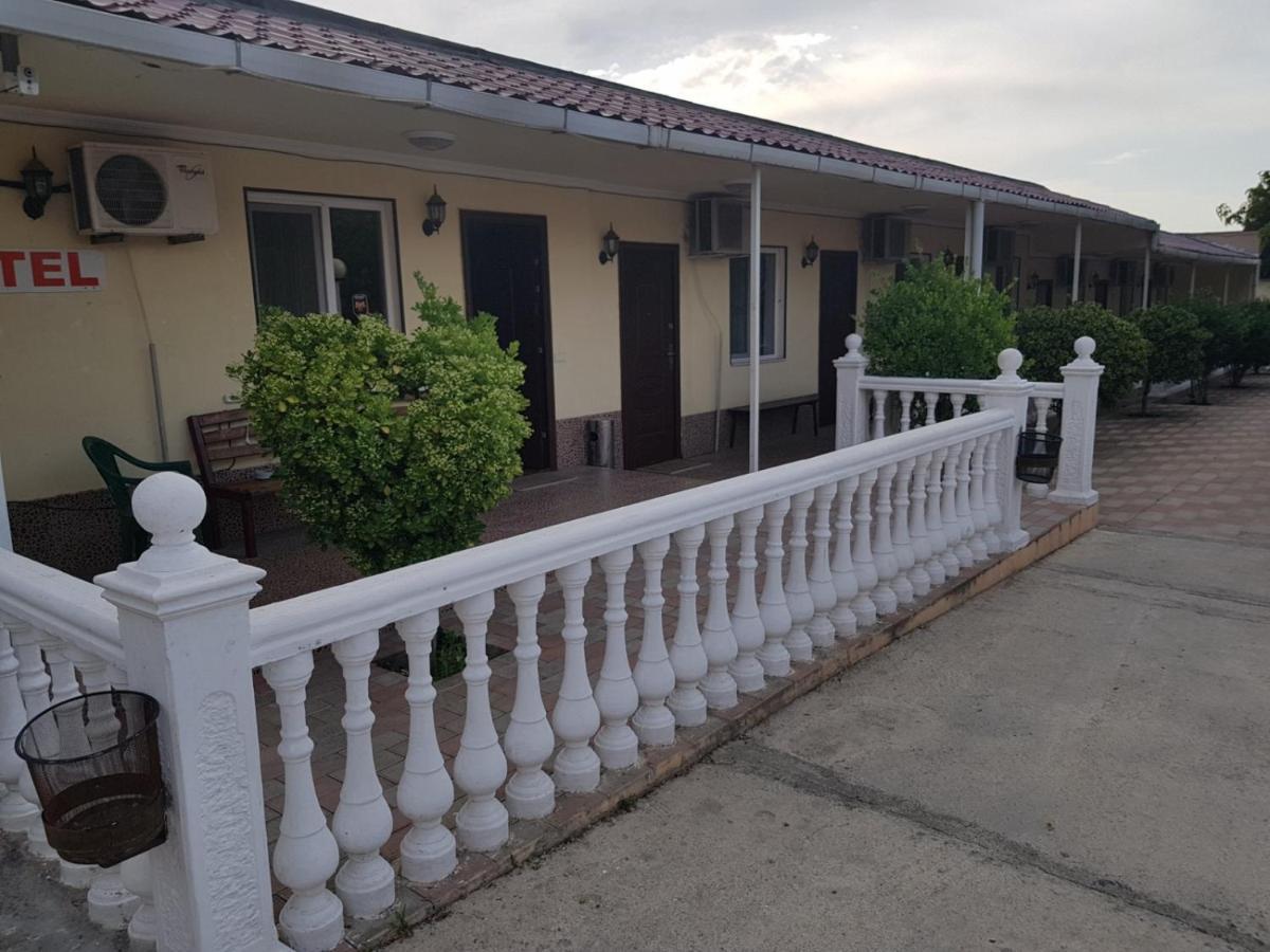 Hotel Selika 鲁斯塔维 外观 照片
