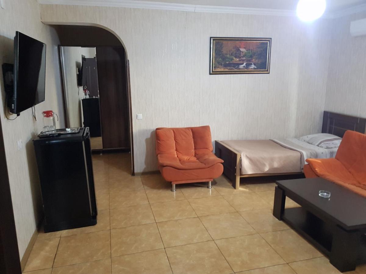 Hotel Selika 鲁斯塔维 外观 照片