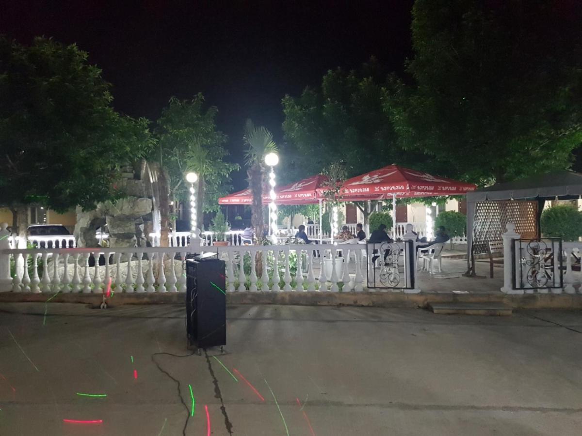Hotel Selika 鲁斯塔维 外观 照片